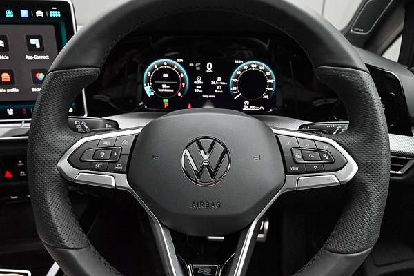 2025 Volkswagen Golf 110TSI R-Line 8.5