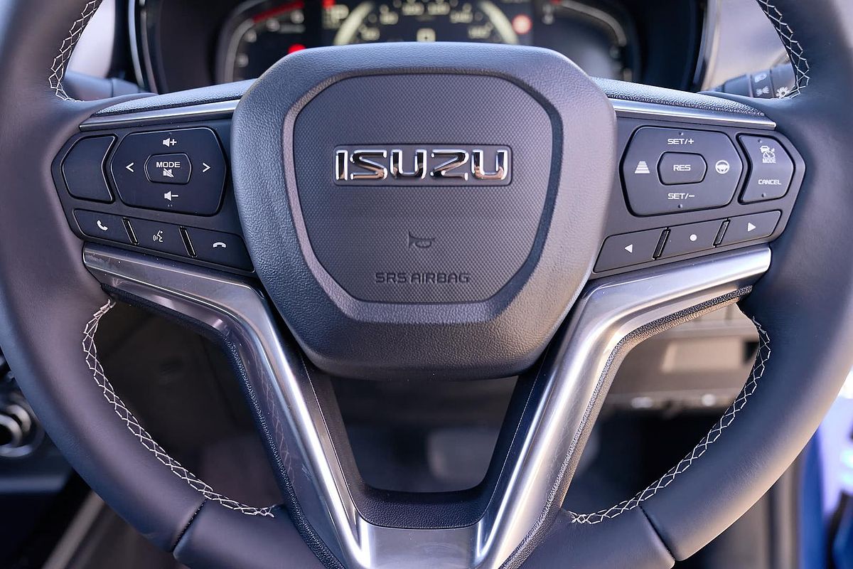 2025 Isuzu D-MAX LS-U+ 4X4