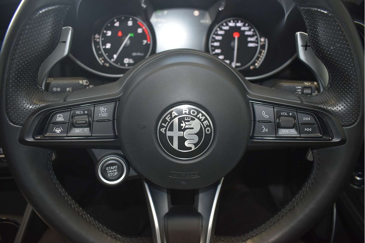 2021 Alfa Romeo Giulia Sport Series 2