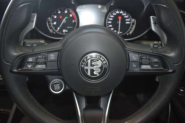 2021 Alfa Romeo Giulia Sport Series 2
