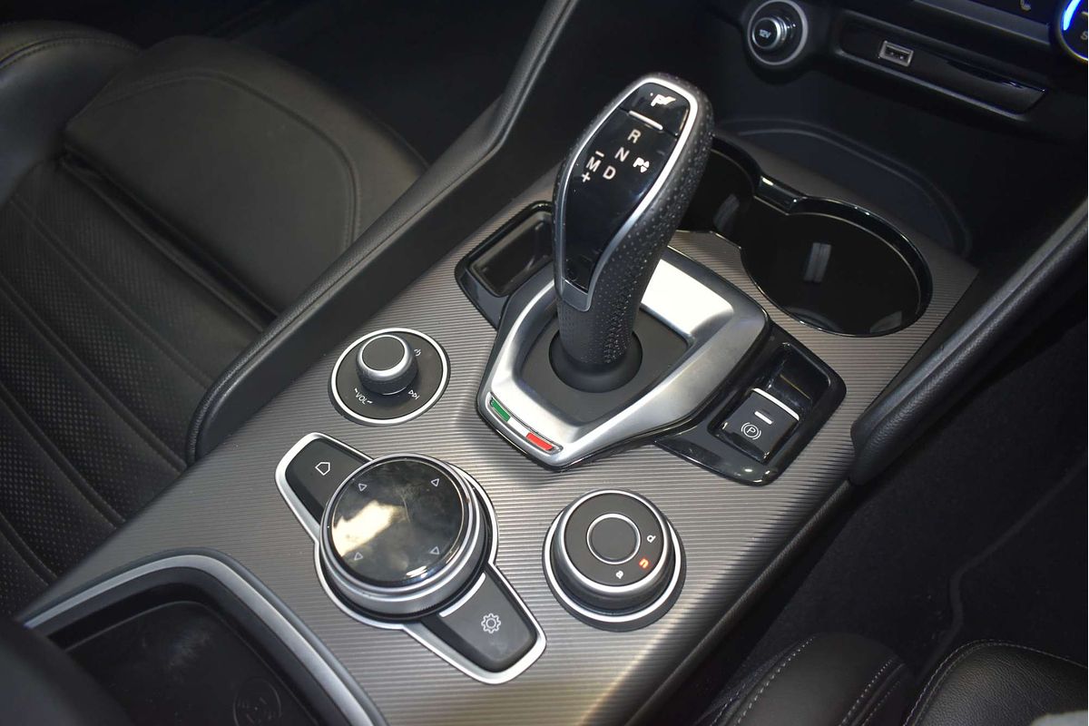 2021 Alfa Romeo Giulia Sport Series 2