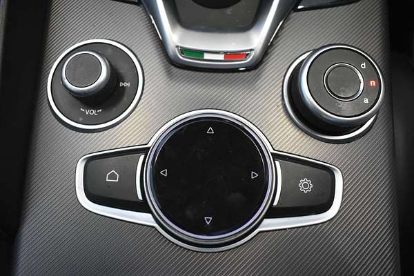 2021 Alfa Romeo Giulia Sport Series 2