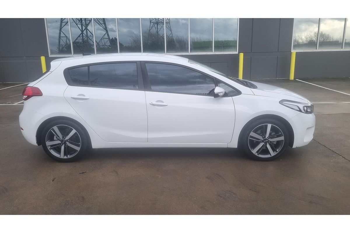 2017 Kia Cerato Sport YD