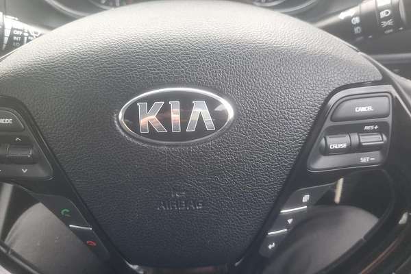 2017 Kia Cerato Sport YD