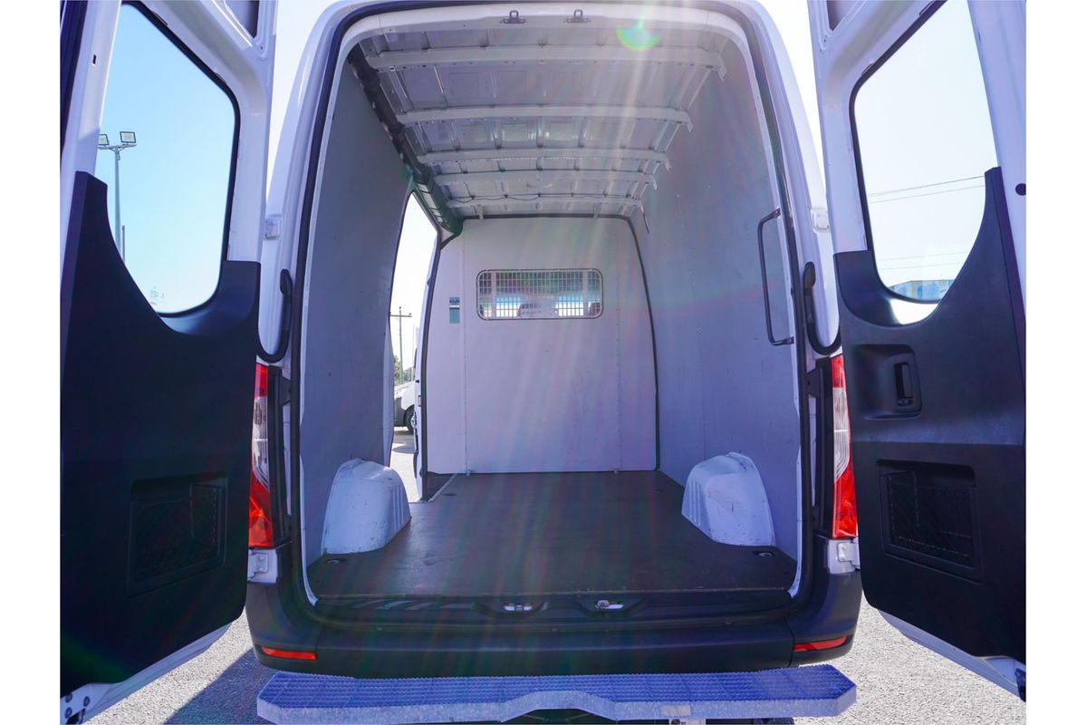 2022 Mercedes-Benz Sprinter 316CDI VS30