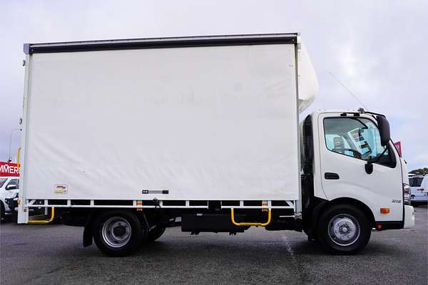 2021 Hino 300 Series 816 4x2