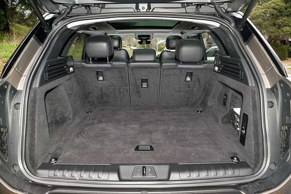2023 Land Rover Range Rover Sport D250 SE L461