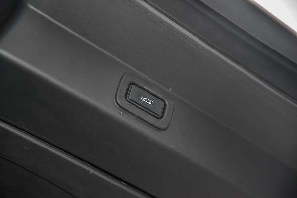 2023 Land Rover Range Rover Sport D250 SE L461
