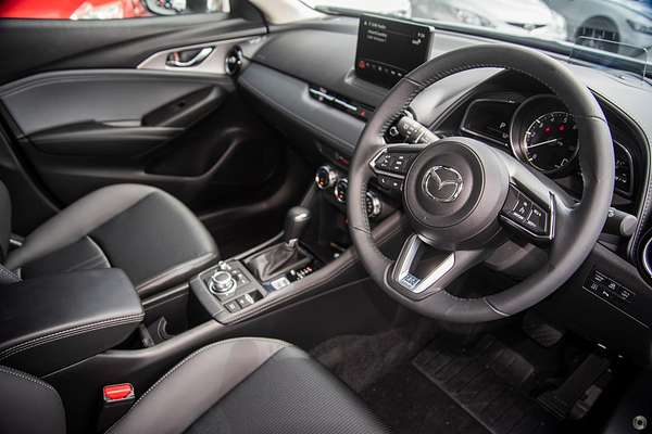2022 Mazda CX-3 sTouring DK