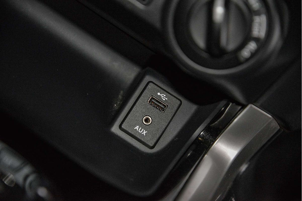 2015 Nissan Navara ST-X D23 4X4