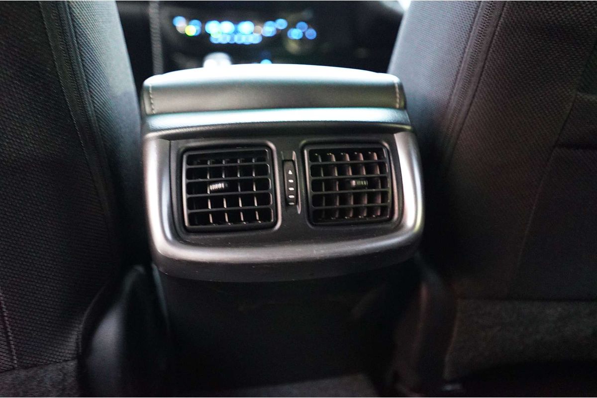 2022 Toyota Hilux 4x4 Hilux 4x4 SR5 2.8L T Diesel Automatic Double Cab GUN126R 4X4