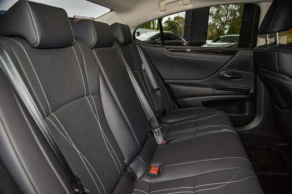 2019 Lexus ES ES300h Luxury AXZH10R