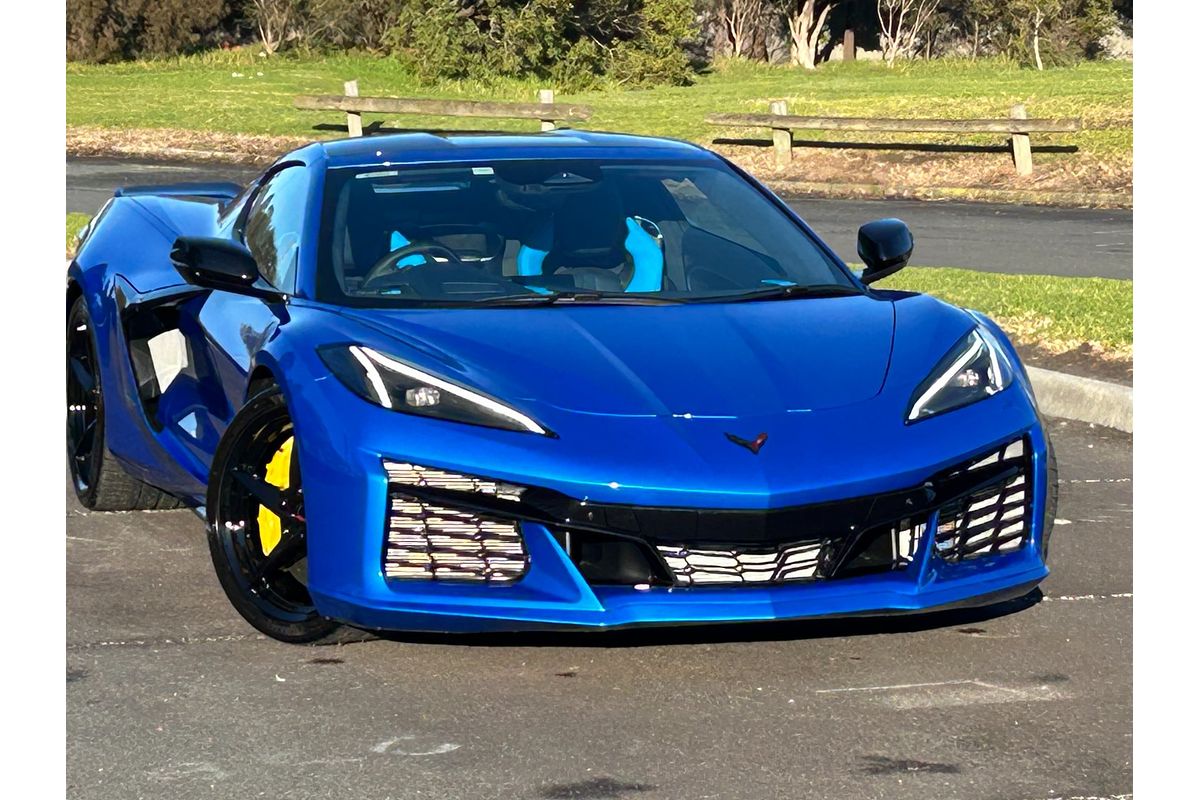 2025 Chevrolet Corvette E-Ray 3LZ C8