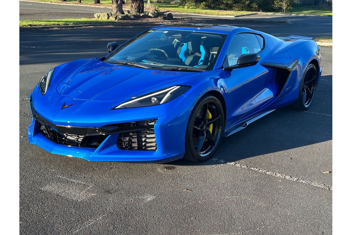 2025 Chevrolet Corvette E-Ray 3LZ C8