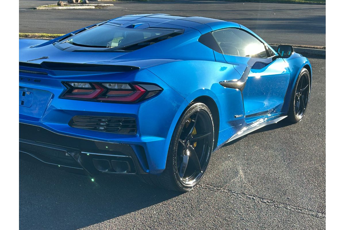 2025 Chevrolet Corvette E-Ray 3LZ C8