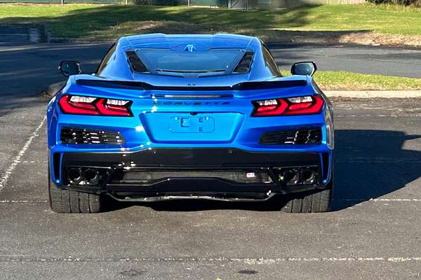 2025 Chevrolet Corvette E-Ray 3LZ C8