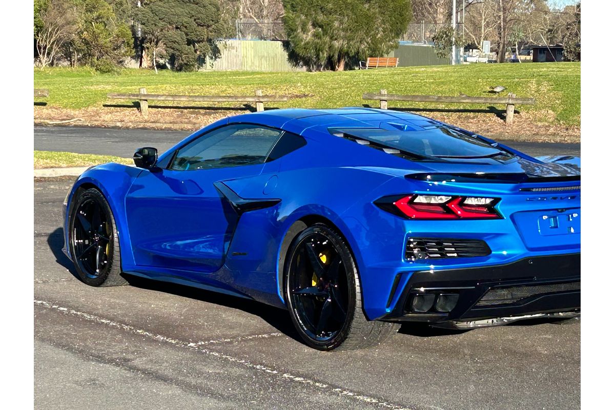 2025 Chevrolet Corvette E-Ray 3LZ C8