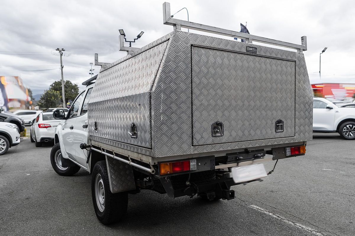 2022 Mitsubishi Triton GLX MR 4X4