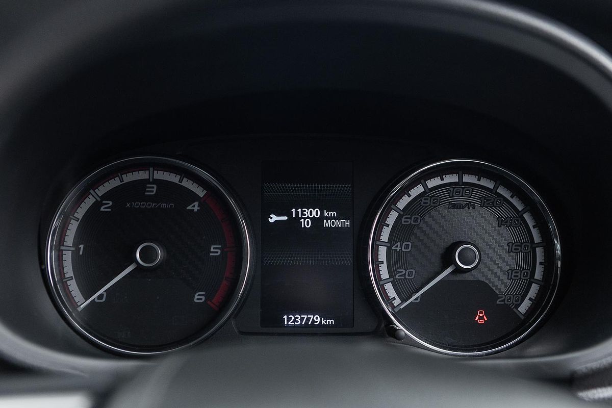 2022 Mitsubishi Triton GLX MR 4X4