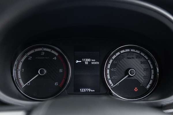 2022 Mitsubishi Triton GLX MR 4X4