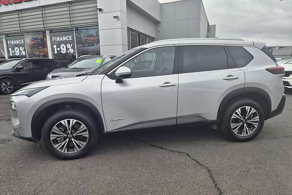 2024 Nissan X-TRAIL ST-L e-POWER T33