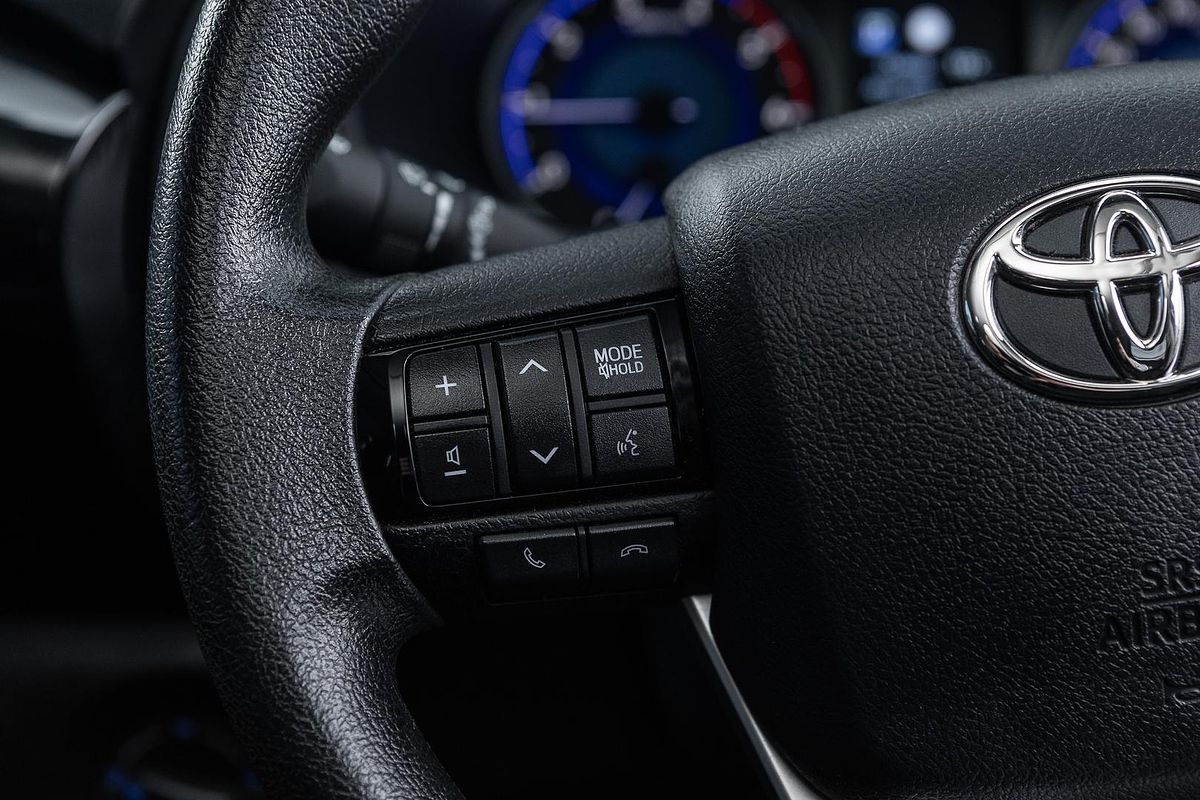 2019 Toyota Hilux SR GUN126R 4X4