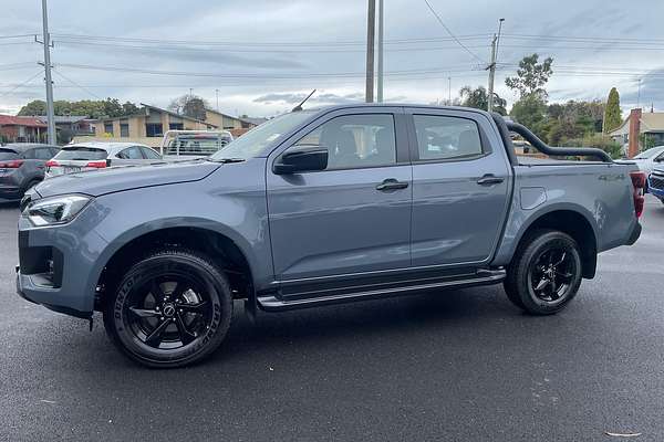 2025 Isuzu D-MAX X-RIDER 4X4