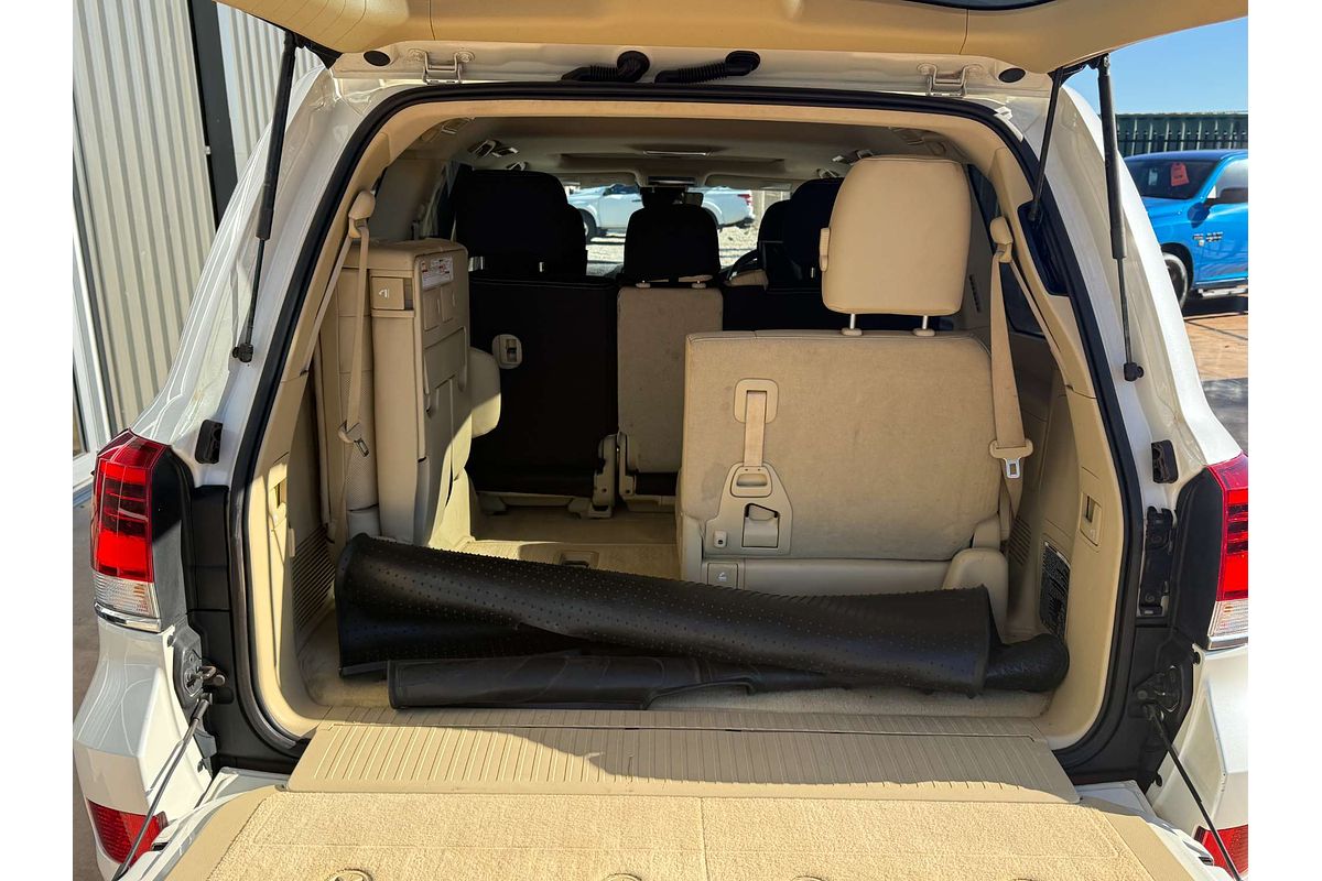 2017 Toyota Landcruiser Sahara VDJ200R