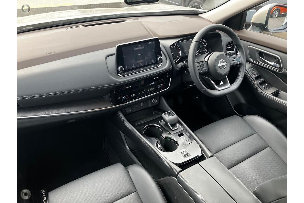 2024 Nissan X-TRAIL ST-L e-POWER T33