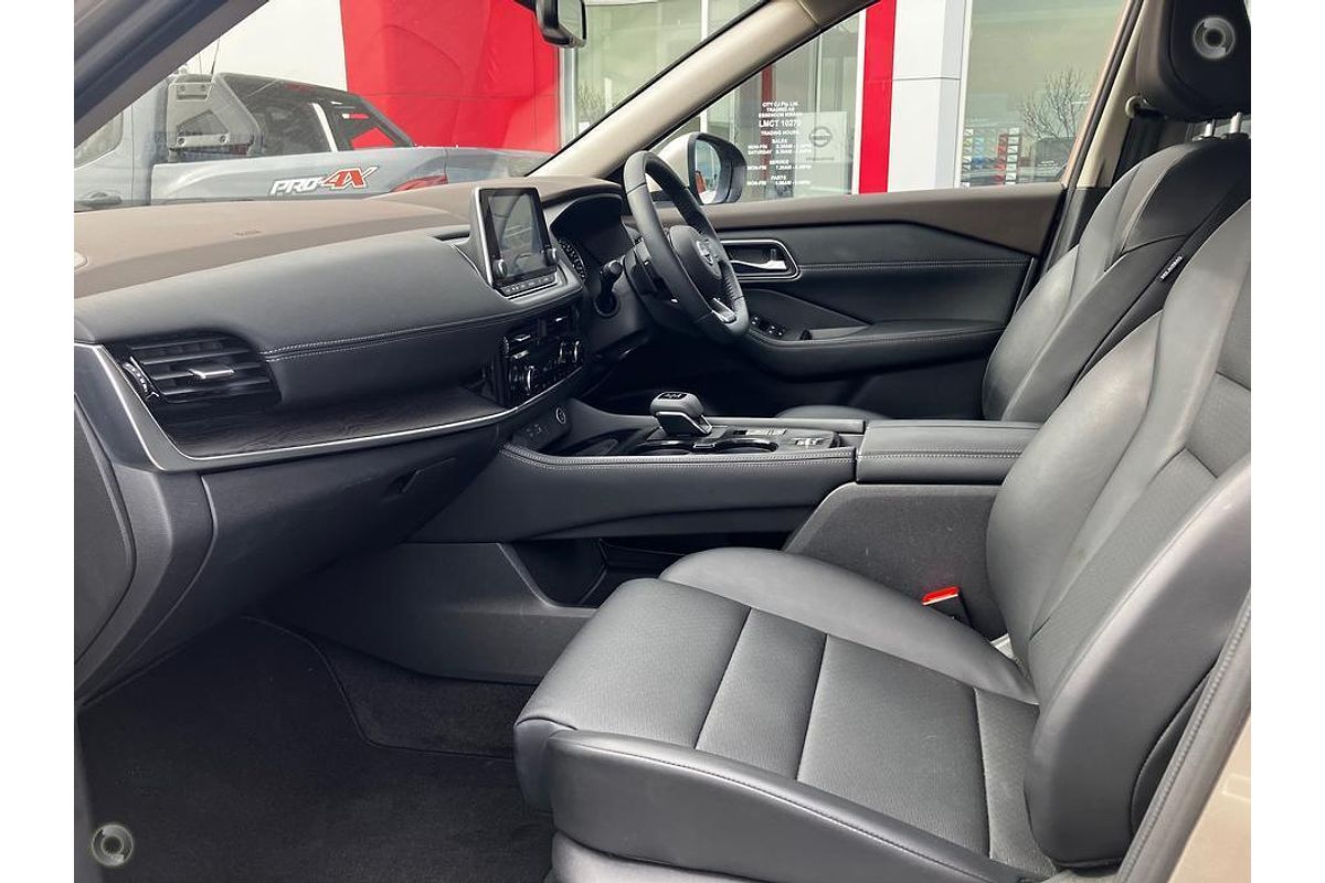 2024 Nissan X-TRAIL ST-L e-POWER T33