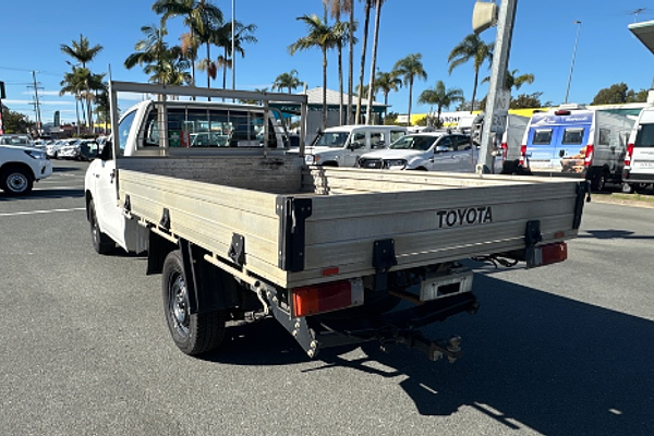 2017 Toyota Hilux Workmate TGN121R Rear Wheel Drive