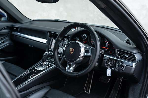2014 Porsche 911 Carrera S 991