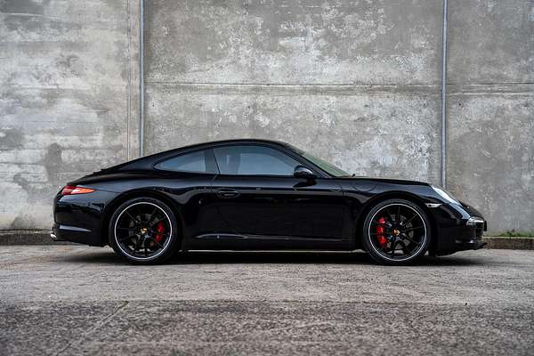 2014 Porsche 911 Carrera S 991