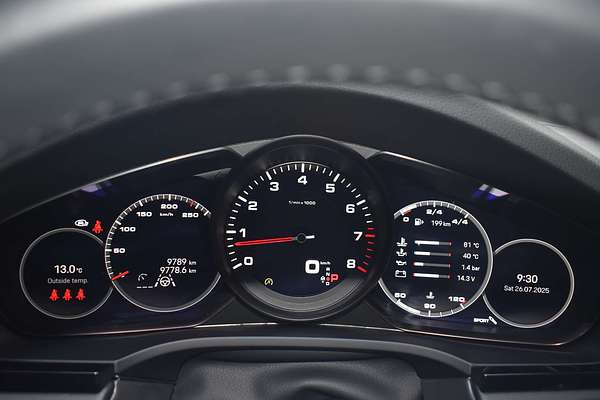 2022 Porsche Cayenne Platinum Edition 9YB