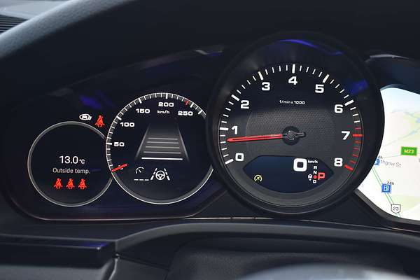 2022 Porsche Cayenne Platinum Edition 9YB