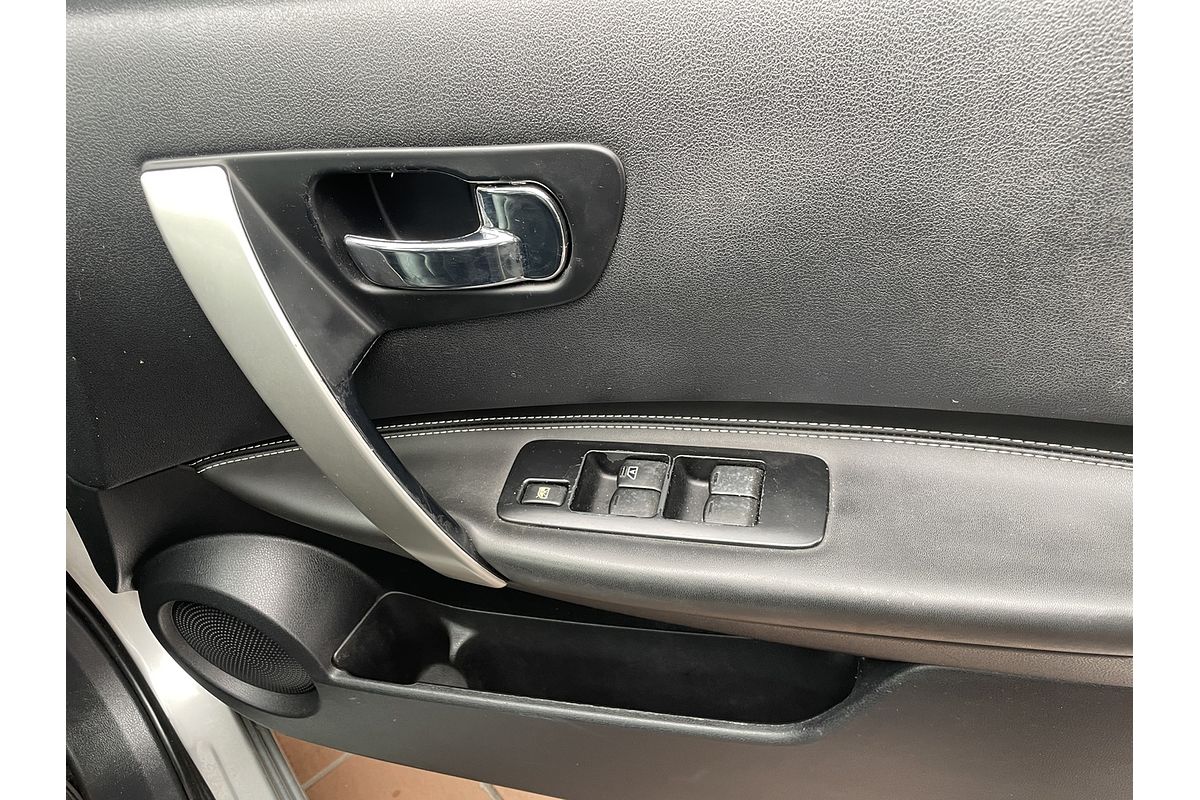 2012 Nissan Dualis +2 Ti-L J10 Series 3