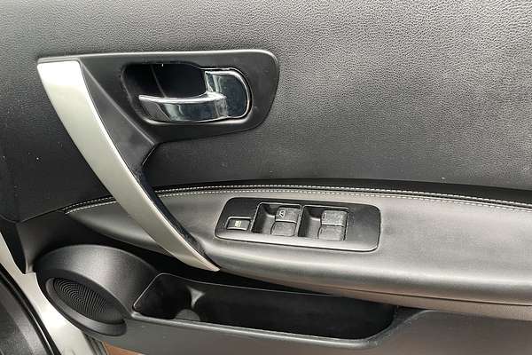 2012 Nissan Dualis +2 Ti-L J10 Series 3