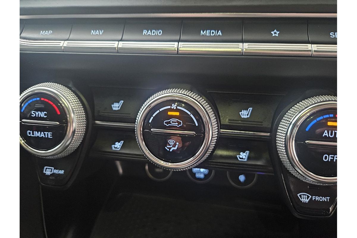2023 Genesis G70 IK.V2
