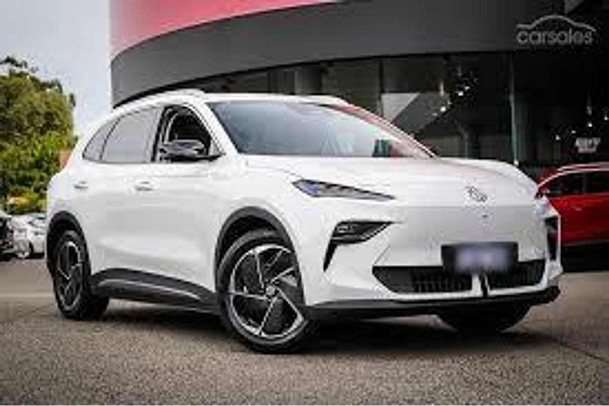 2025 MG MGS5 EV Essence 62 ZS3EM