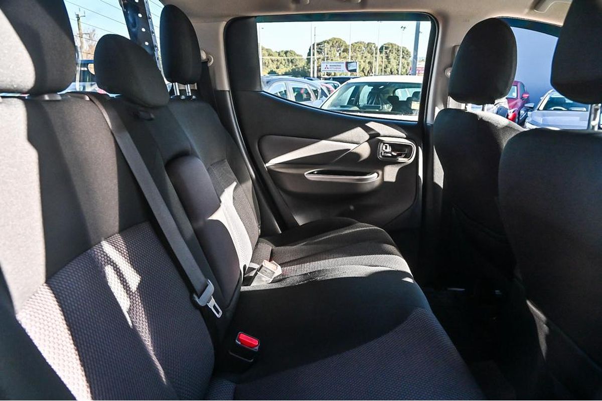 2017 Mitsubishi Triton GLS MQ 4X4