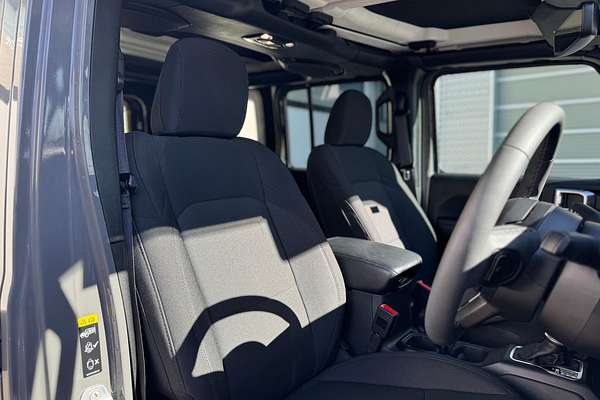 2023 Jeep Wrangler Unlimited Night Eagle JL