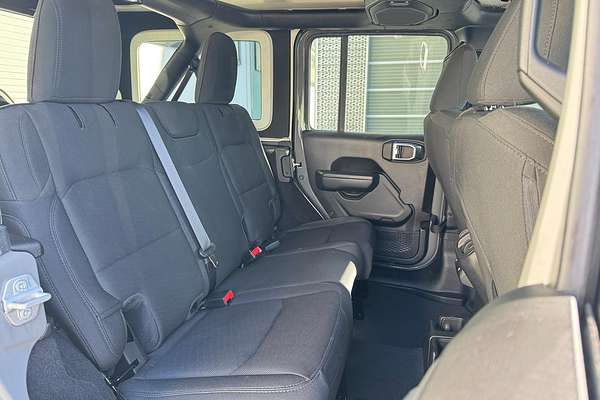 2023 Jeep Wrangler Unlimited Night Eagle JL