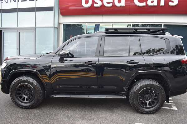 2022 Toyota Landcruiser Sahara ZX FJA300R