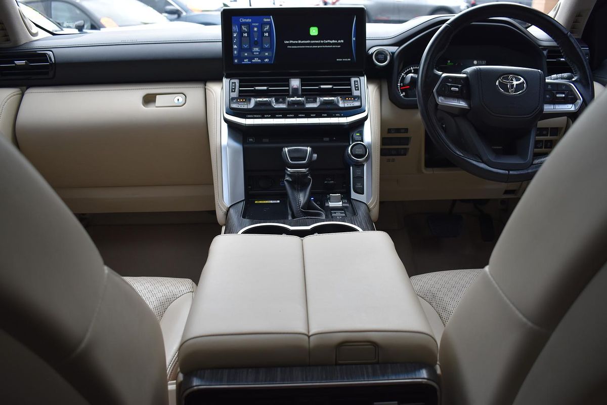 2022 Toyota Landcruiser Sahara ZX FJA300R
