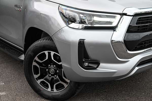 2022 Toyota Hilux SR5 GUN126R 4X4