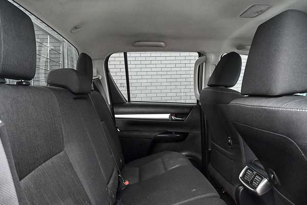 2022 Toyota Hilux SR5 GUN126R 4X4