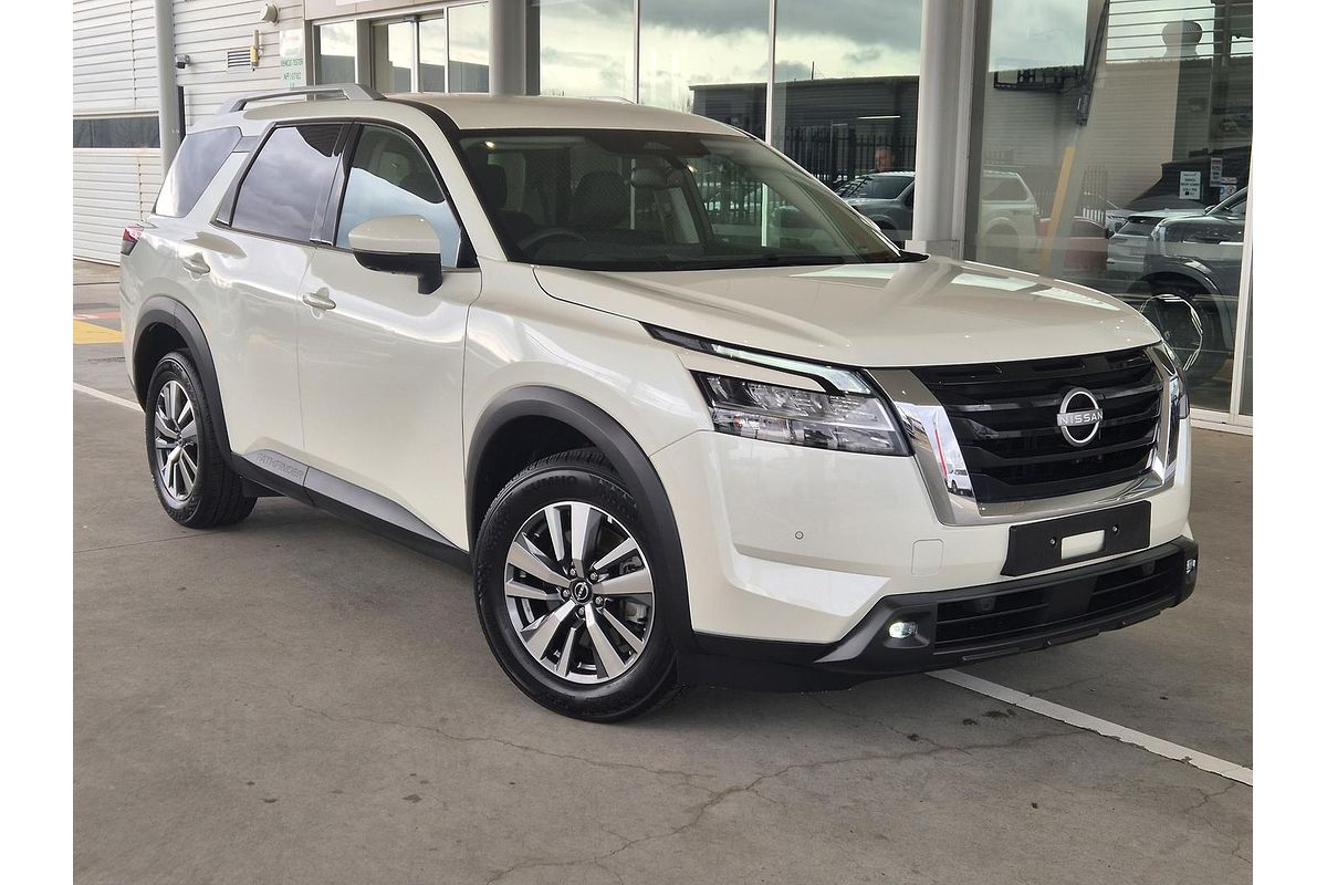 2024 Nissan Pathfinder Ti R53