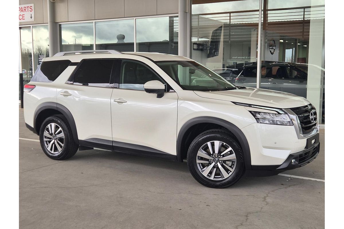 2024 Nissan Pathfinder Ti R53