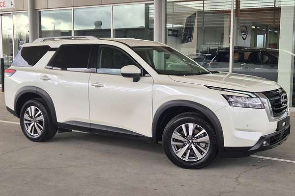 2024 Nissan Pathfinder Ti R53