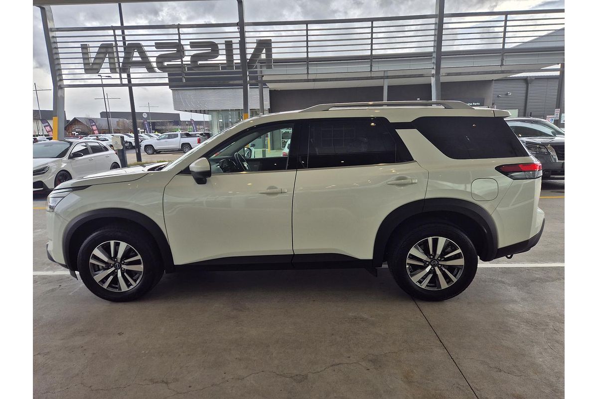 2024 Nissan Pathfinder Ti R53